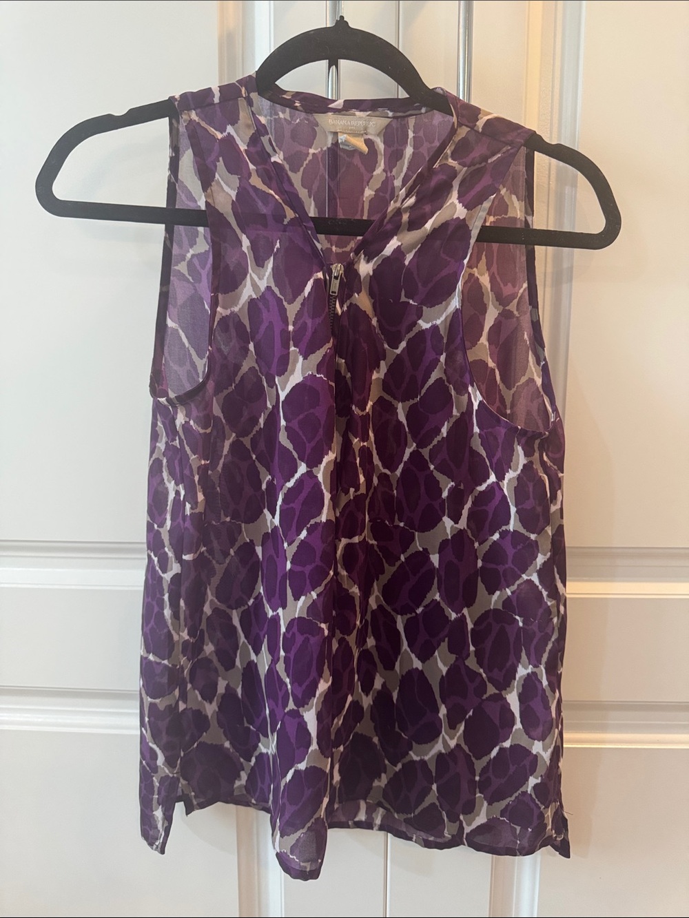 Banana Republic Sleeveless Purple Printed Shell Top